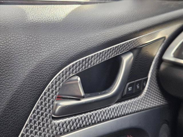 Used 2023 Genesis G70 3.3T w/ Sport Prestige Package RWD image 27
