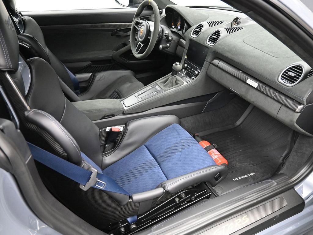 Used 2023 Porsche 718 Cayman GT4 RS image 7