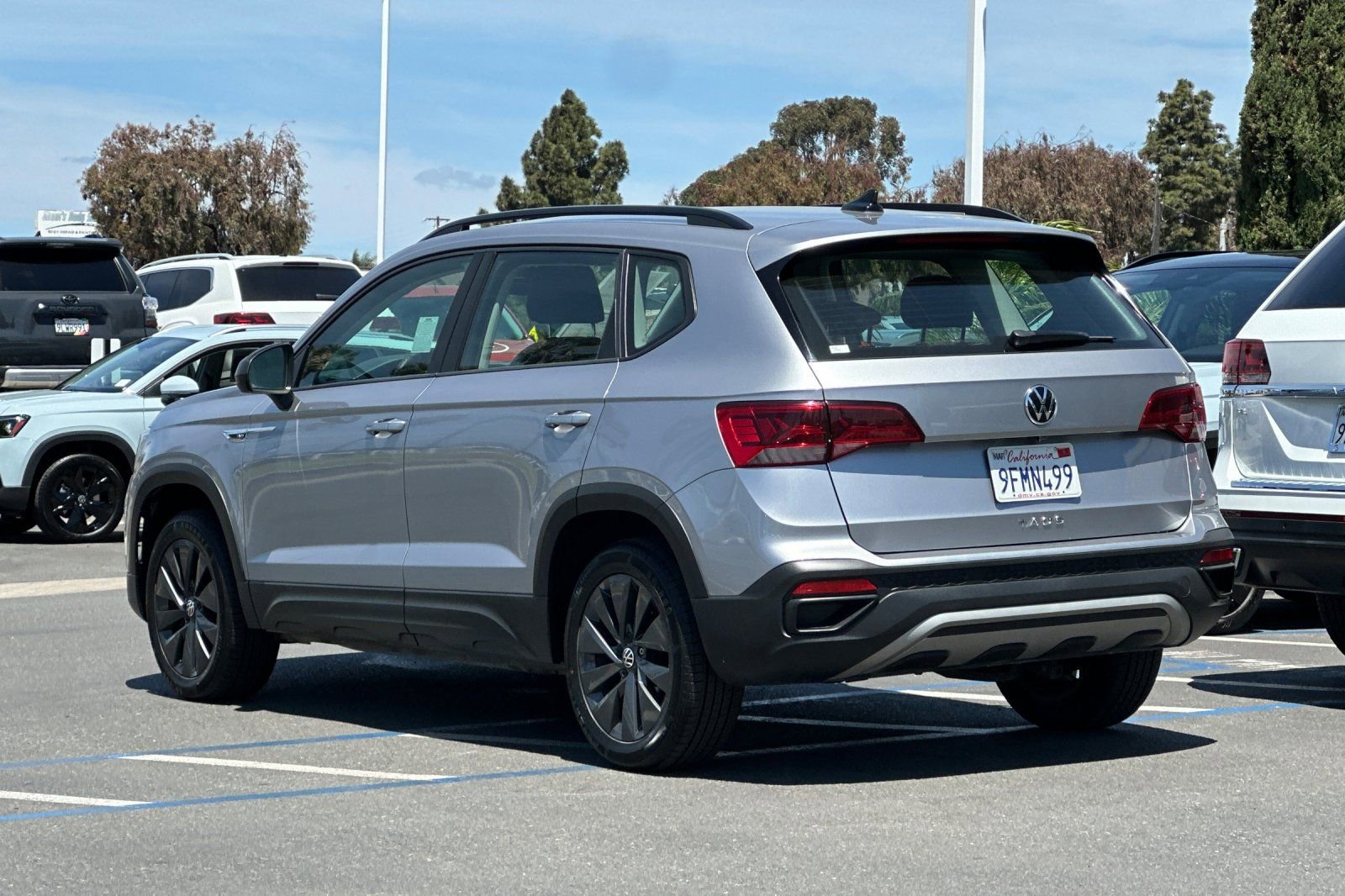 Used 2023 Volkswagen Taos S FWD image 6