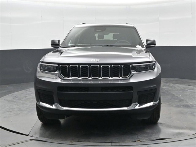 New 2025 Jeep Grand Cherokee L Laredo image 9