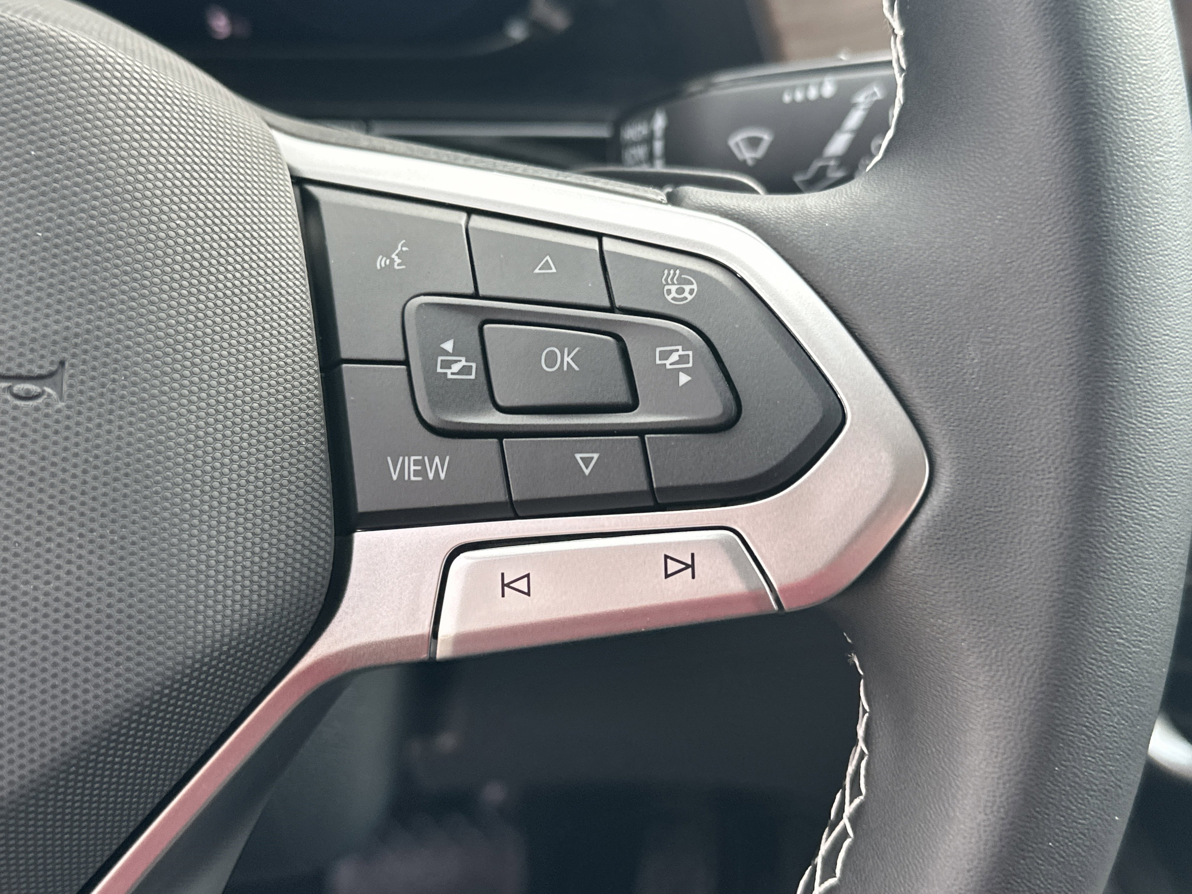 New 2026 Volkswagen Atlas SE image 19