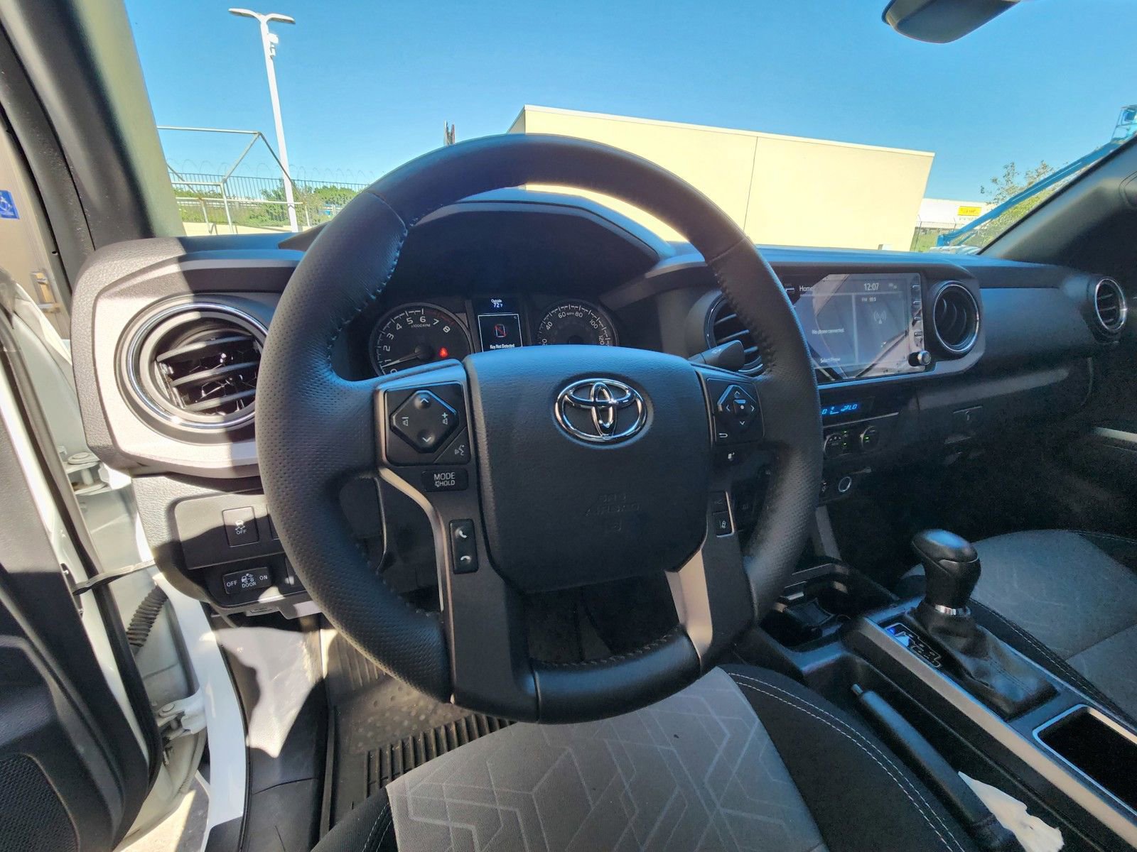 Used 2023 Toyota Tacoma TRD Sport w/ Black Out Package (TMS) image 12
