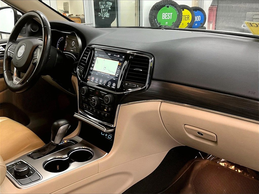 Used 2021 Jeep Grand Cherokee Limited w/ Premium Lighting Group image 14