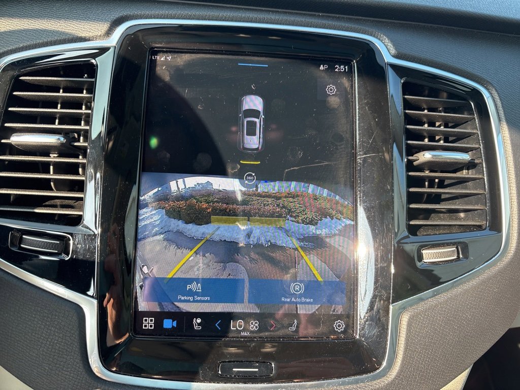 Certified 2023 Volvo XC90 B5 Plus image 24