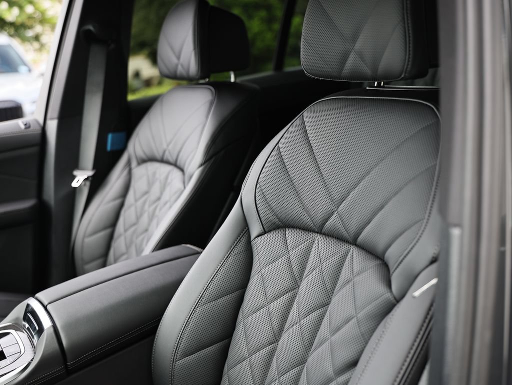 New 2026 BMW X5 M60i w/ Climate Comfort Package AWD/4WD image 22