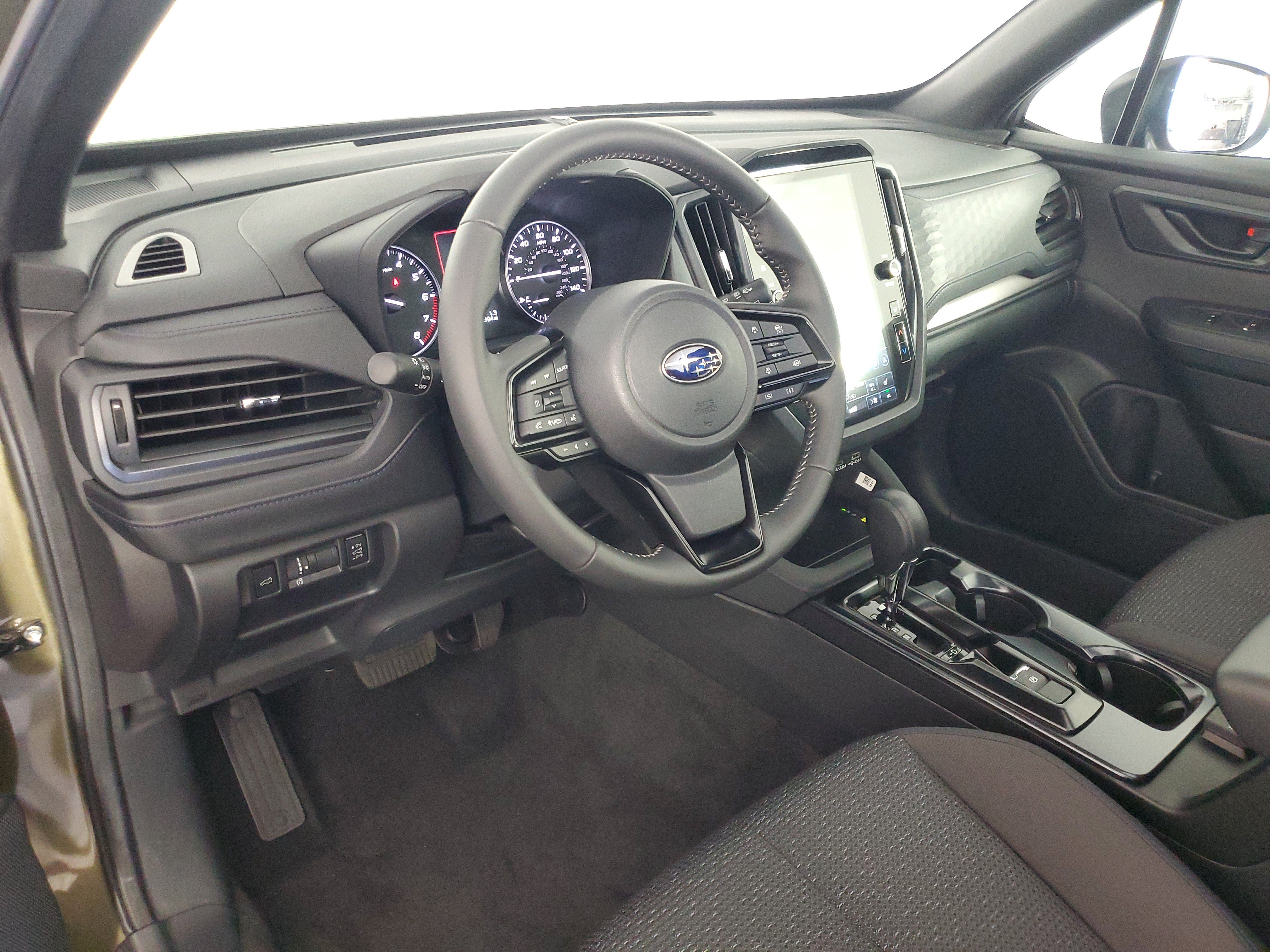 Used 2026 Subaru Forester Premium AWD/4WD image 11