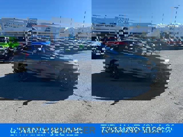 Used 2018 Chevrolet Malibu LT image 1