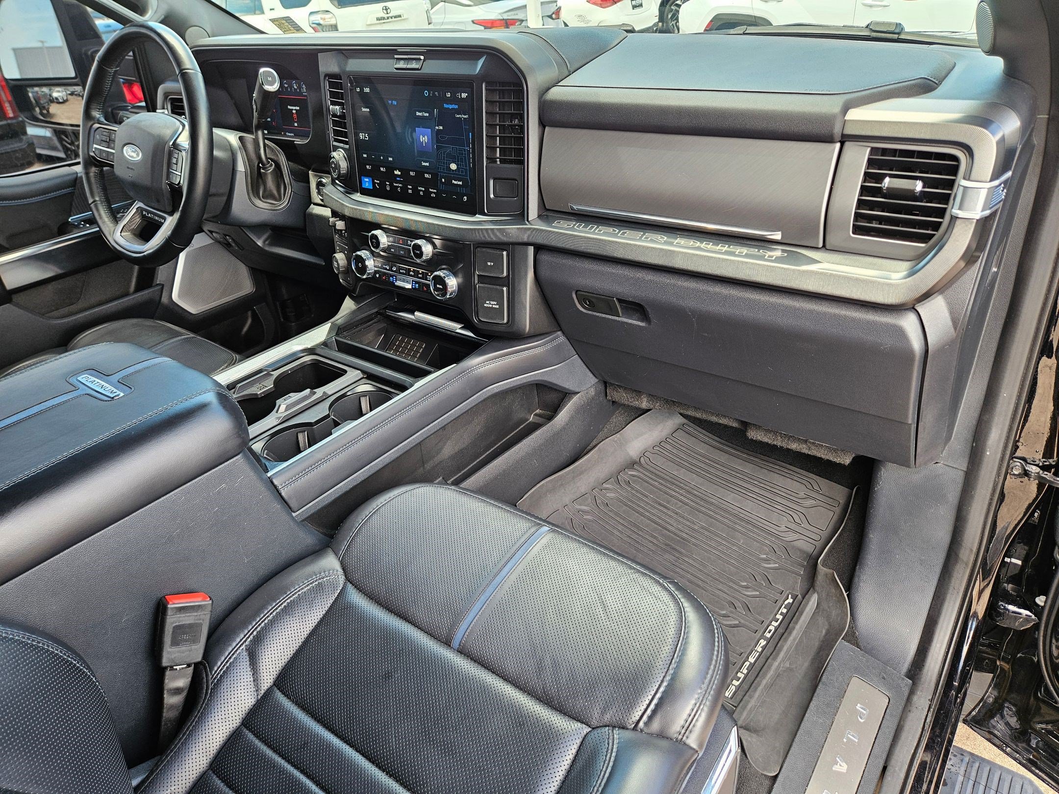 Used 2025 Ford F350 Platinum AWD/4WD image 30