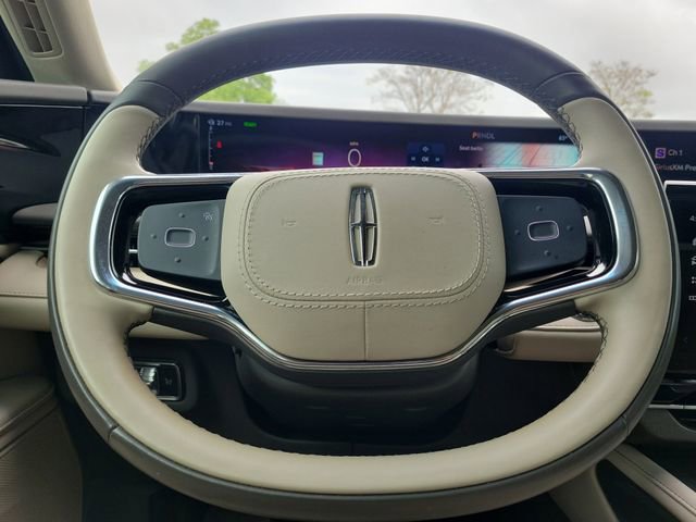 Used 2024 Lincoln Nautilus Reserve image 23