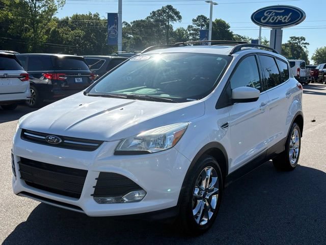 Used 2016 Ford Escape SE w/ Equipment Group 201A FWD image 1