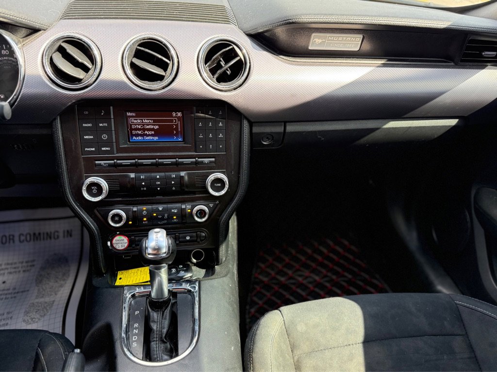 Used 2016 Ford Mustang Coupe image 10