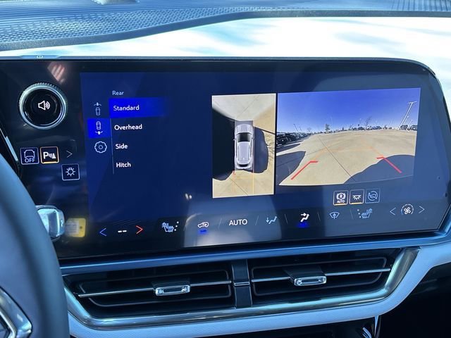 New 2026 Chevrolet Equinox EV LT image 14