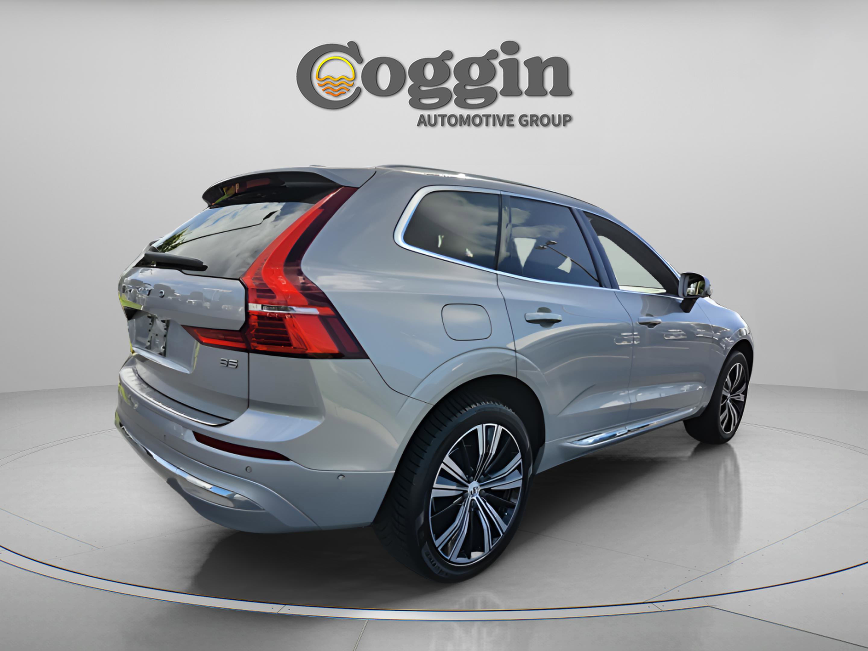 Used 2022 Volvo XC60 B5 Inscription w/ Advanced Package image 5