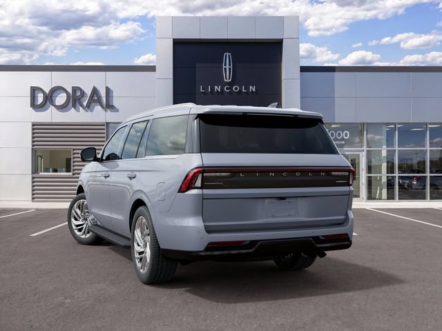 New 2027 Lincoln Navigator Premiere RWD image 8