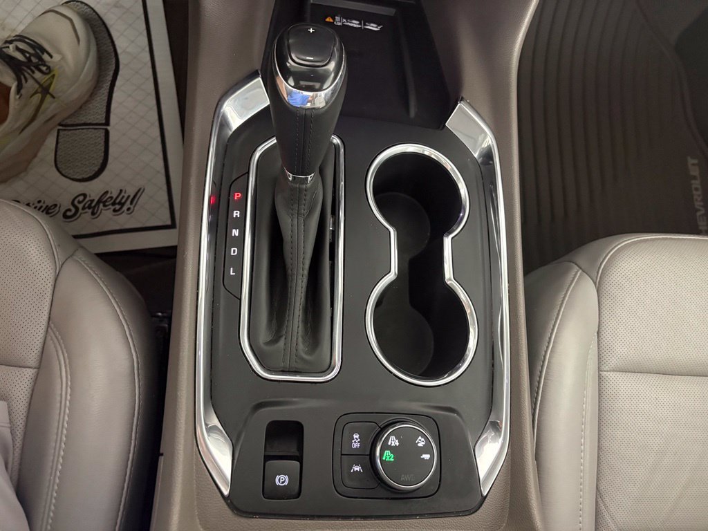 Used 2020 Chevrolet Traverse Premier AWD/4WD image 32