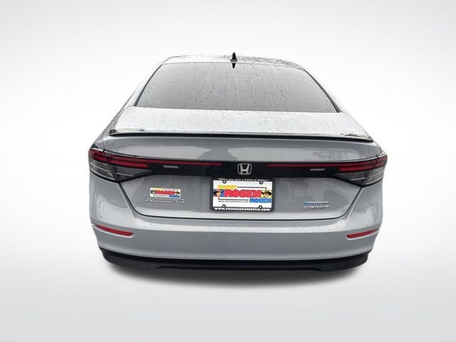 Used 2023 Honda Accord Sport image 4