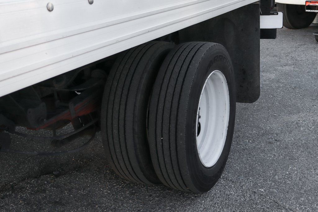 Used 2017 Ford F550 2WD Regular Cab Super Duty image 48