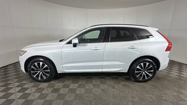 Used 2023 Volvo XC60 B5 Core w/ Climate Package AWD/4WD image 5