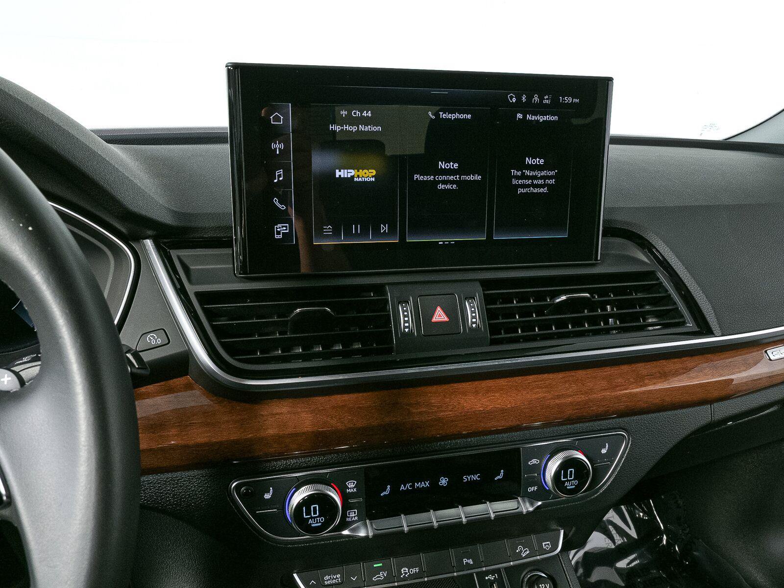 Used 2023 Audi Q5 e Premium AWD/4WD image 13
