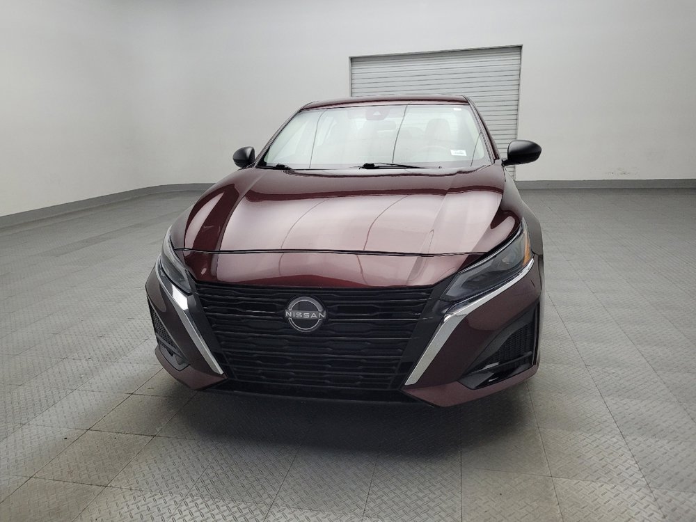 Used 2024 Nissan Altima 2.5 SV image 15