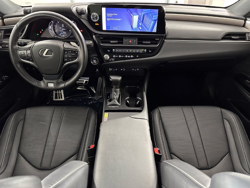 Used 2023 Lexus ES 350 F Sport w/ Accessory Package (Z1) FWD image 4