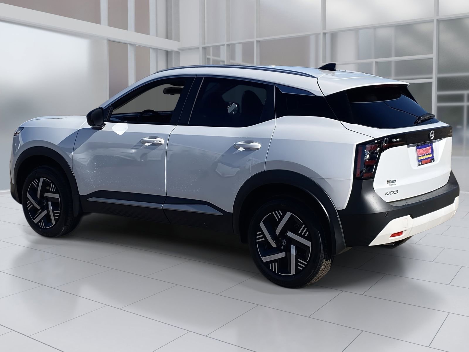 New 2026 Nissan Kicks SV FWD image 4