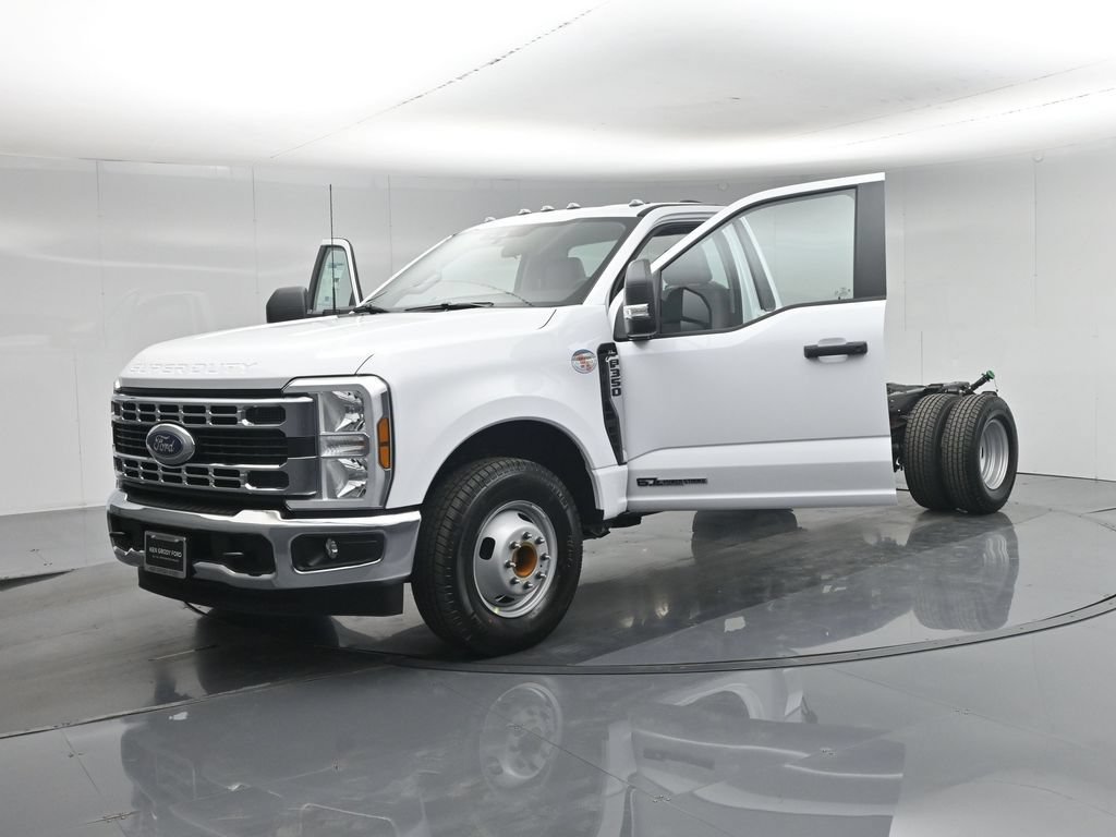New 2026 Ford F350 XL w/ XL Chrome Package RWD image 24