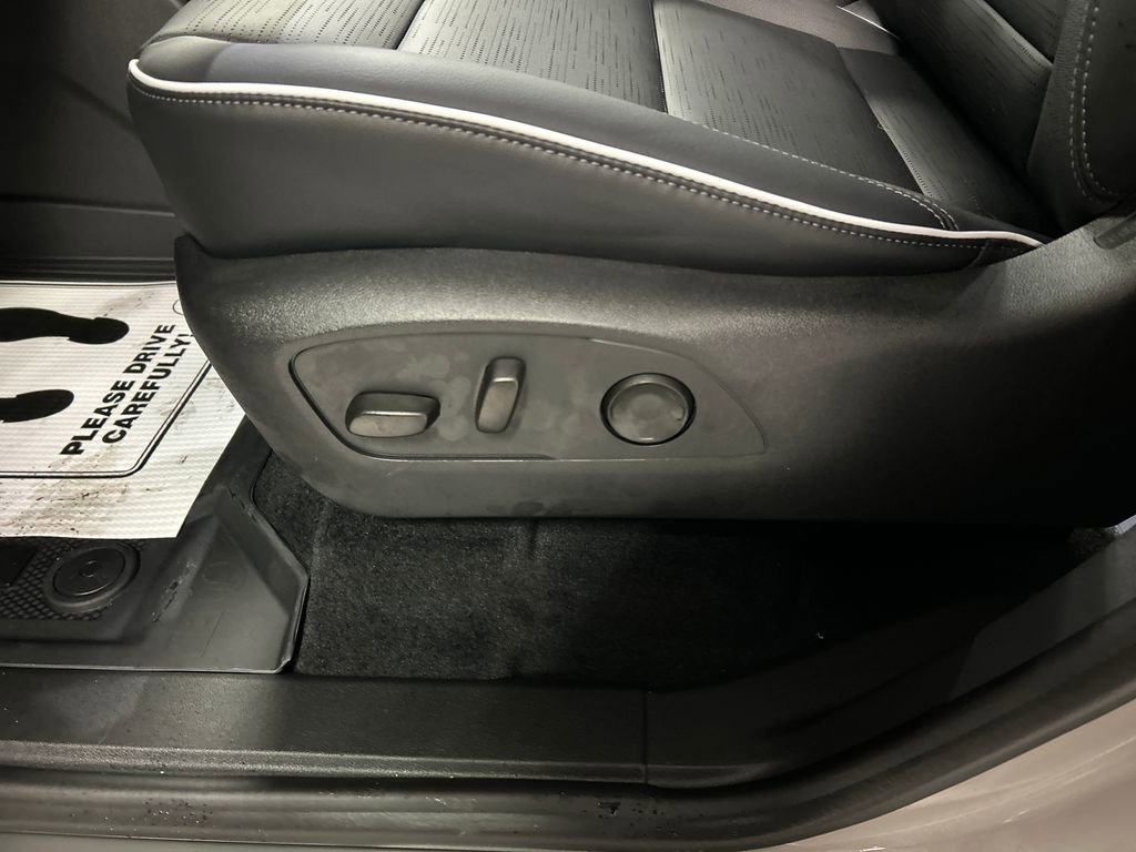 New 2026 Buick Enclave Sport Touring image 11