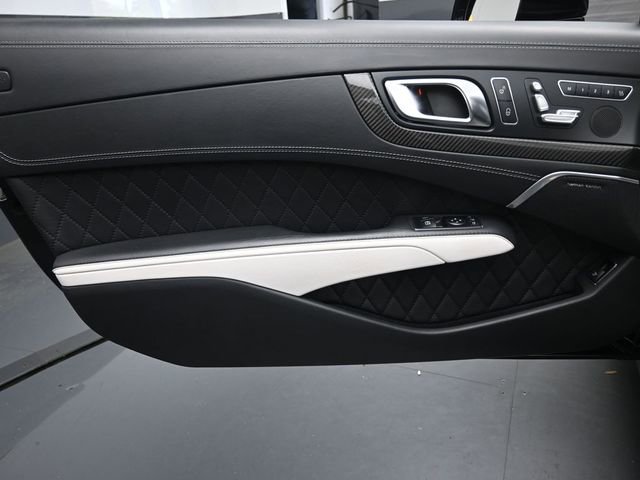 Used 2015 Mercedes-Benz SL 63 AMG image 19
