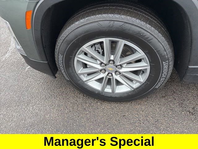 Used 2022 Chevrolet Traverse LT w/ LPO, Floor Liner Package image 48
