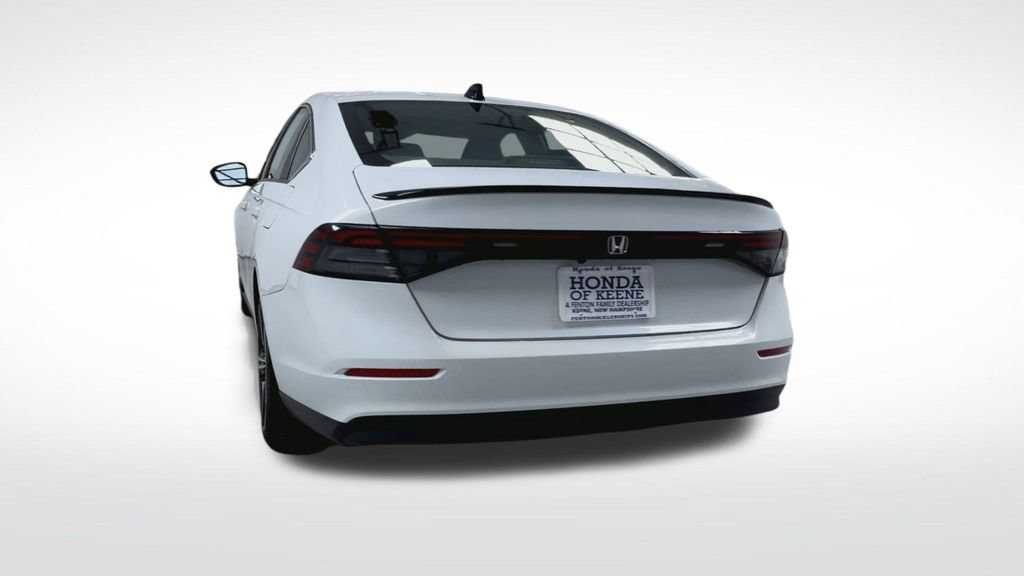 Used 2024 Honda Accord Sport image 9