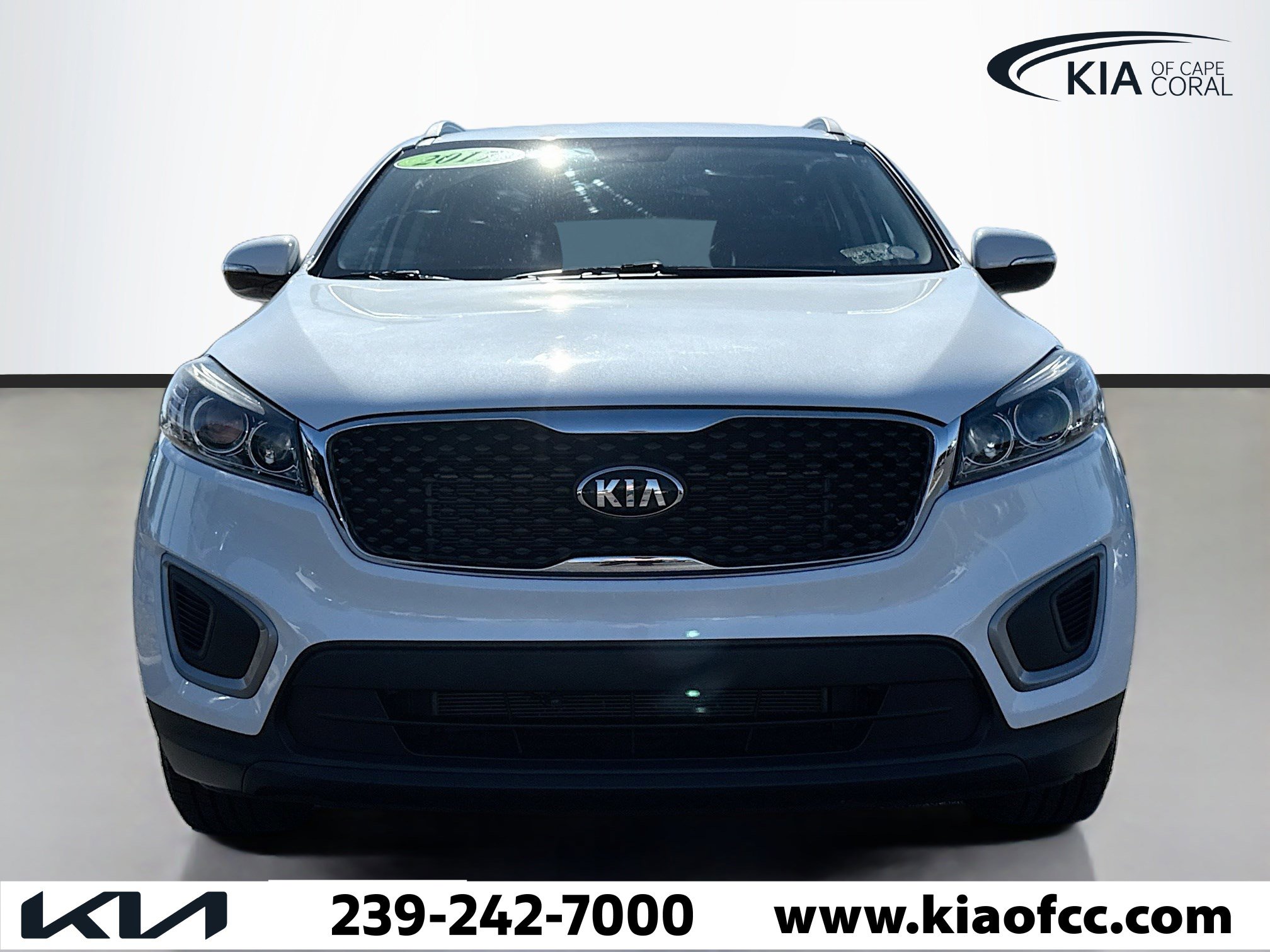 Used 2017 Kia Sorento LX w/ LX Convenience Package image 8