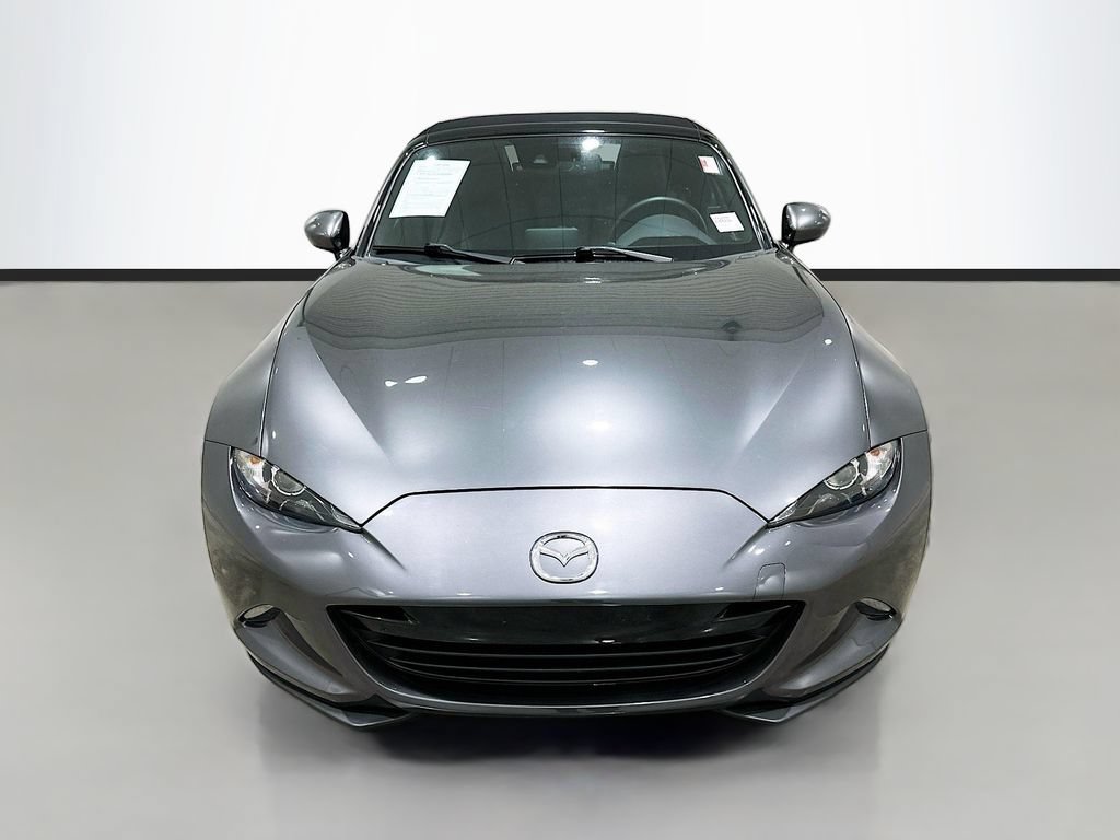 Used 2021 MAZDA MX-5 Miata Grand Touring RWD image 2
