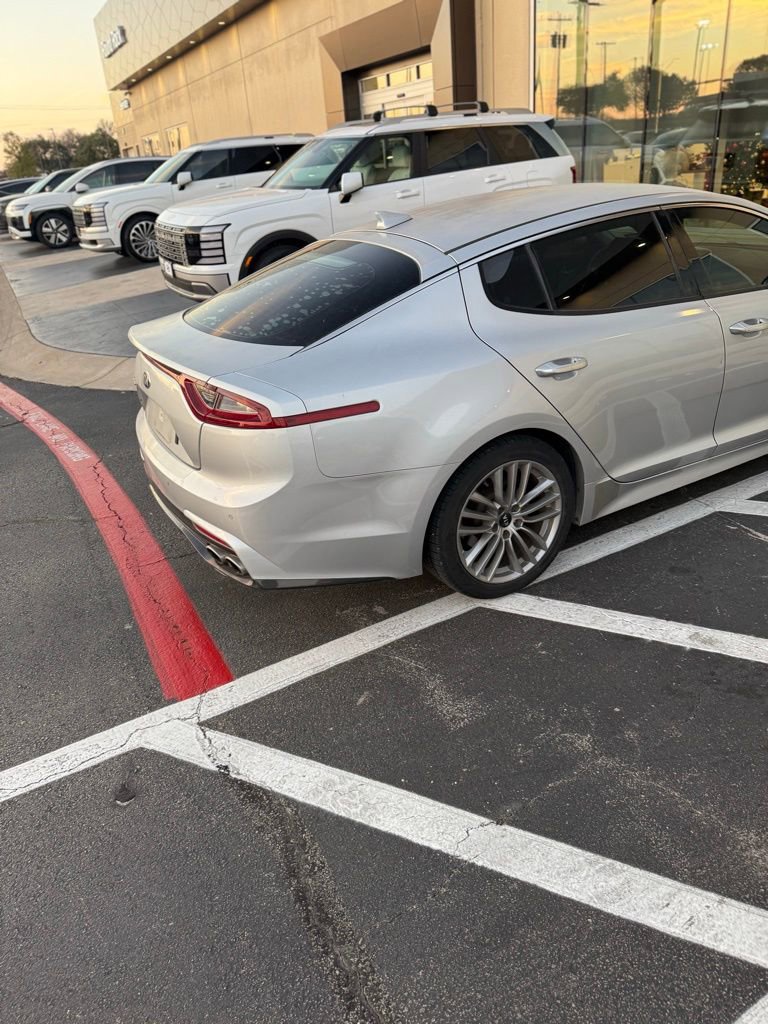 Used 2018 Kia Stinger image 13