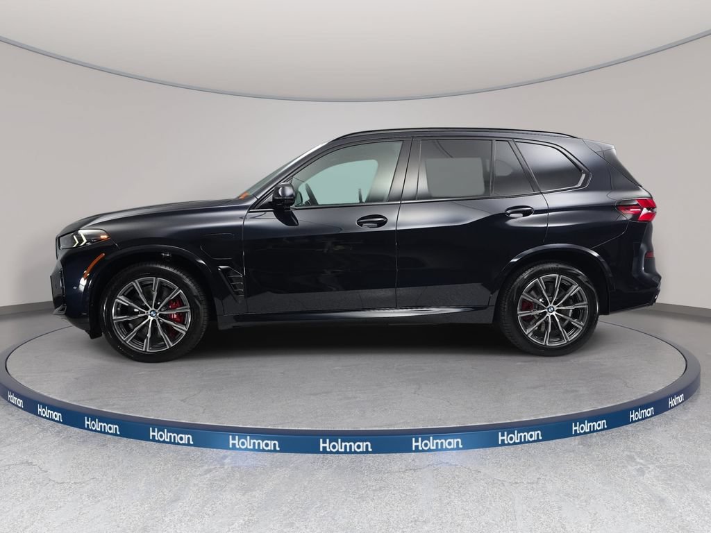 New 2026 BMW X5 xDrive50e w/ M Sport Package AWD/4WD image 8