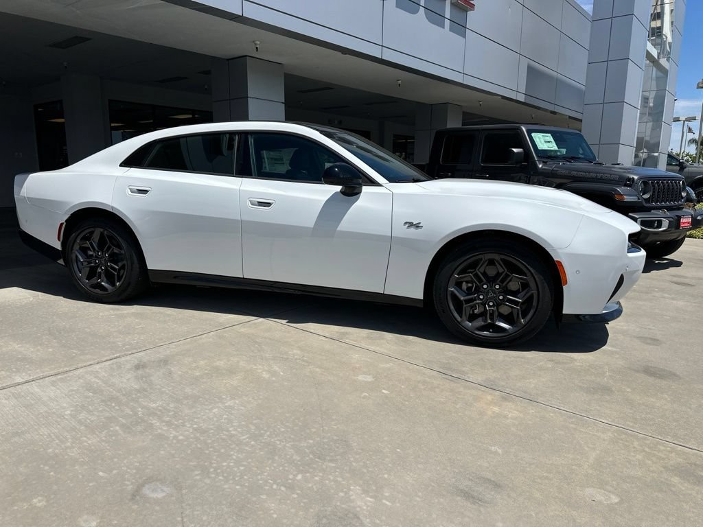 New 2026 Dodge Charger R/T w/ Driver Convenience Group AWD/4WD image 4