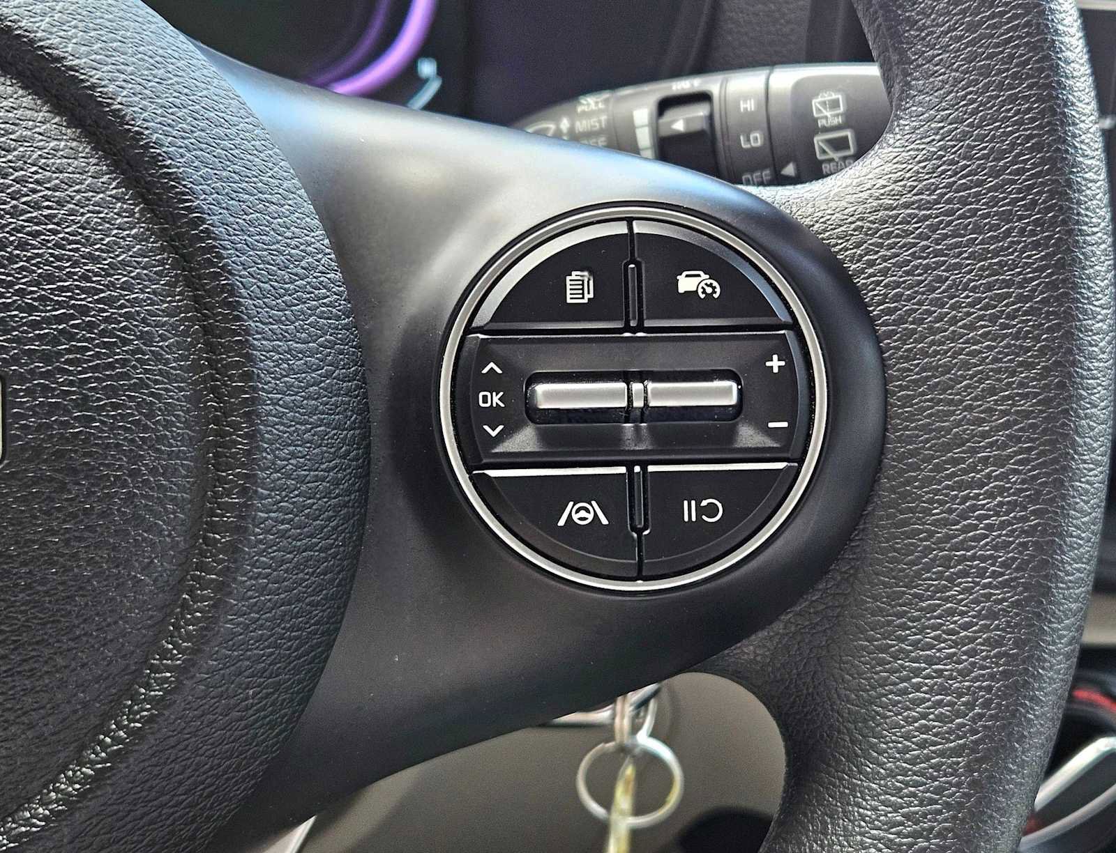 Certified 2025 Kia Soul LX FWD image 19