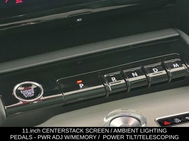 Used 2025 Lincoln Navigator Reserve image 25