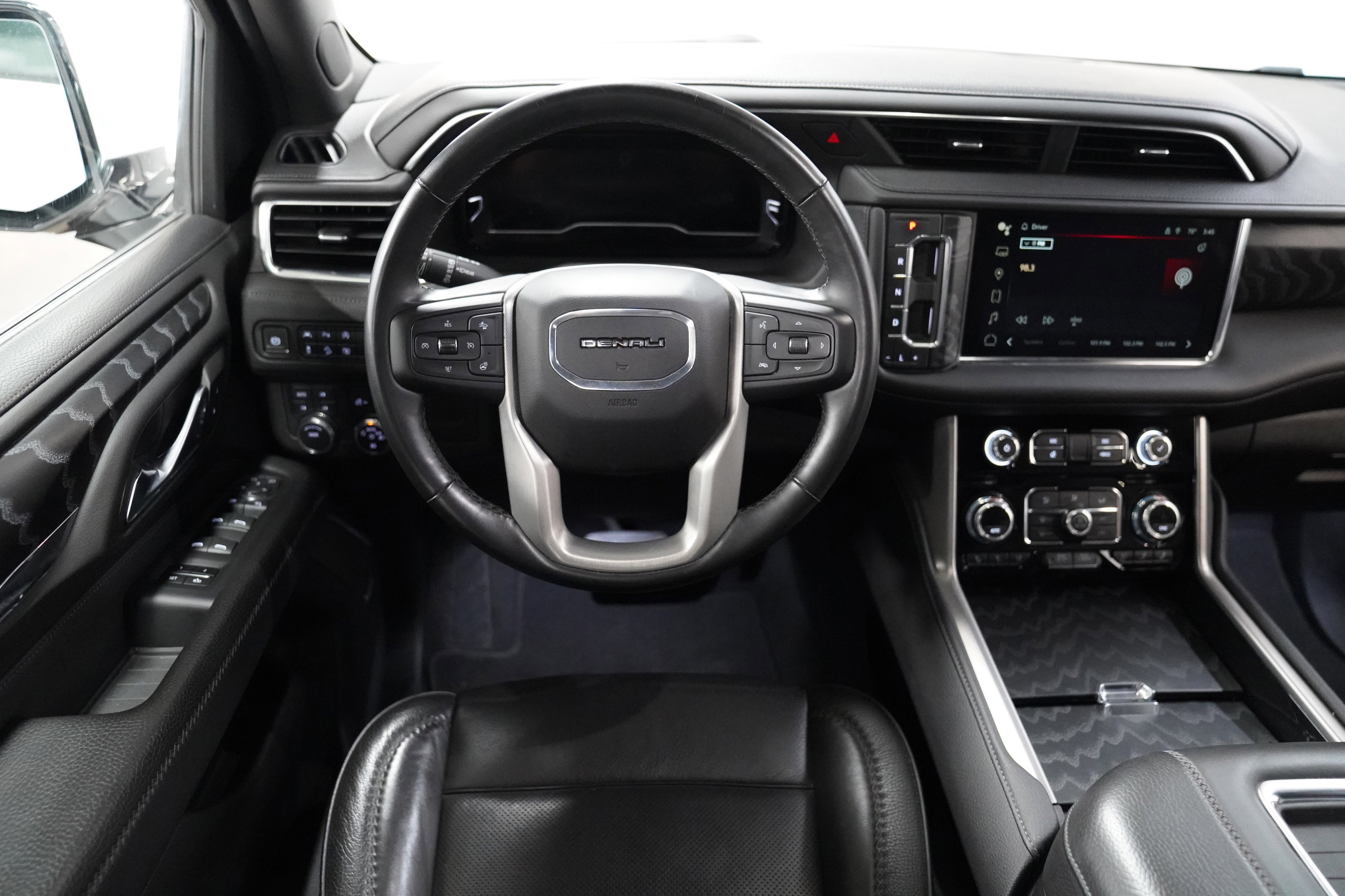 Used 2023 GMC Yukon Denali image 14