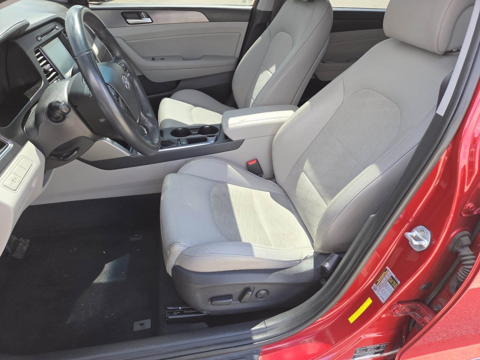 Used 2017 Hyundai Sonata Sport w/ Value Edition Package 02 image 23