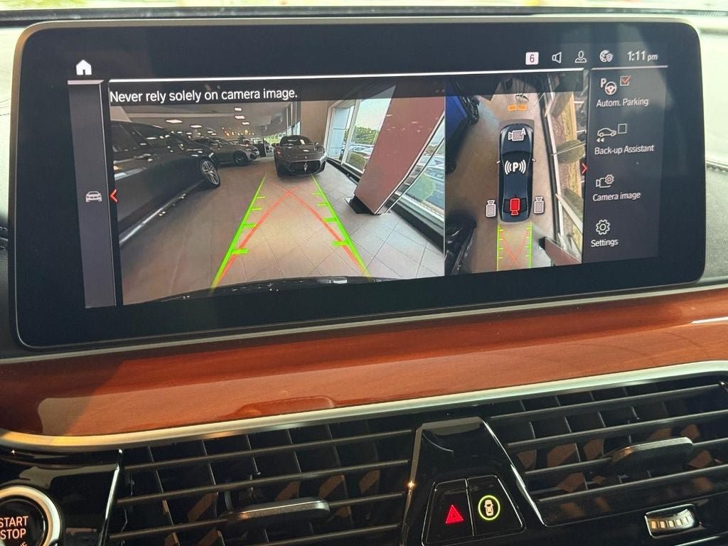 Used 2022 BMW M550i xDrive w/ Dynamic Handling Package AWD/4WD image 20