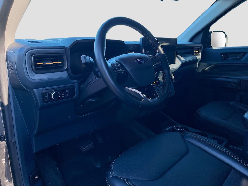 Used 2025 Ford Maverick Tremor image 9