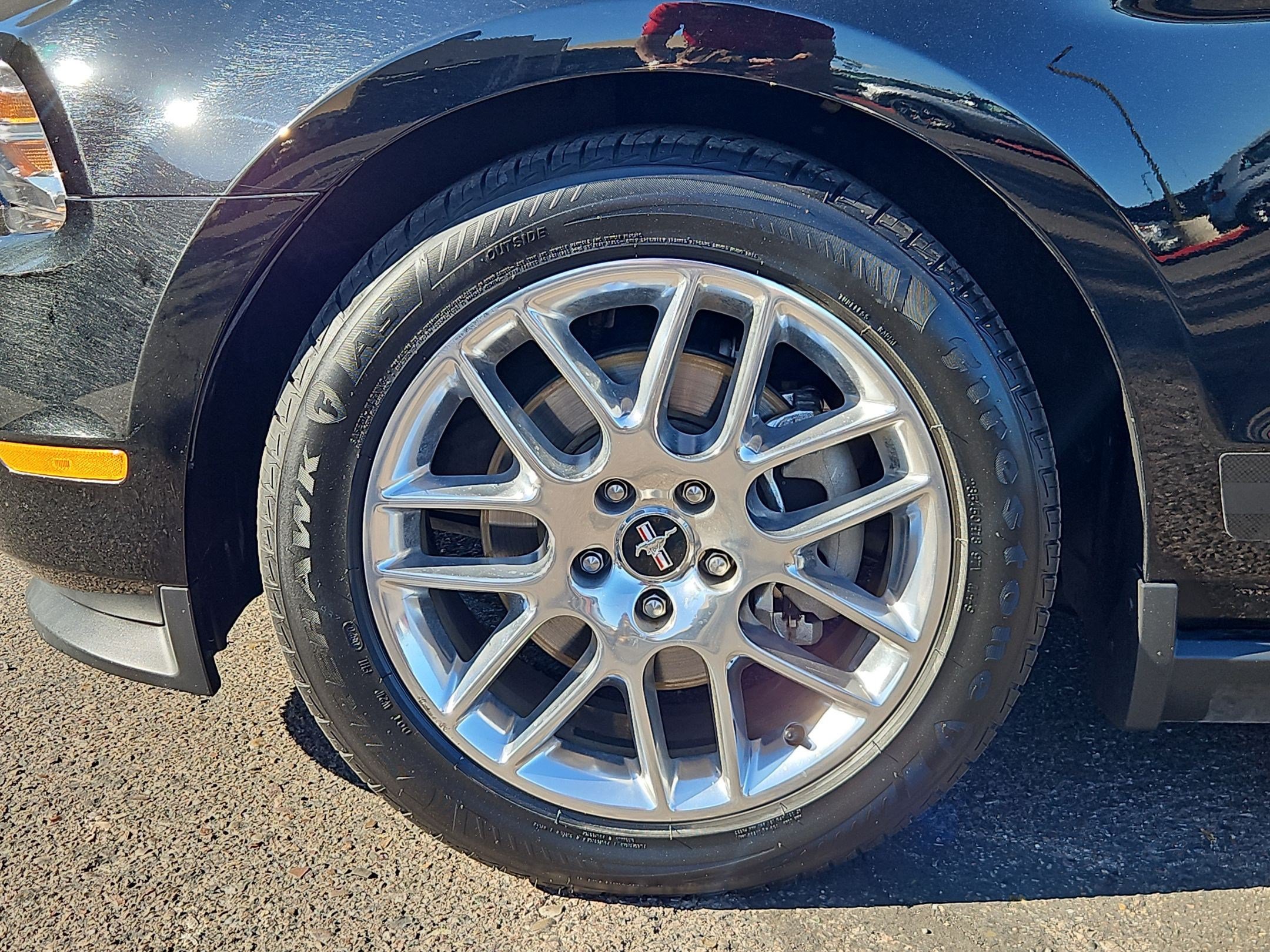 Used 2012 Ford Mustang Premium RWD image 10