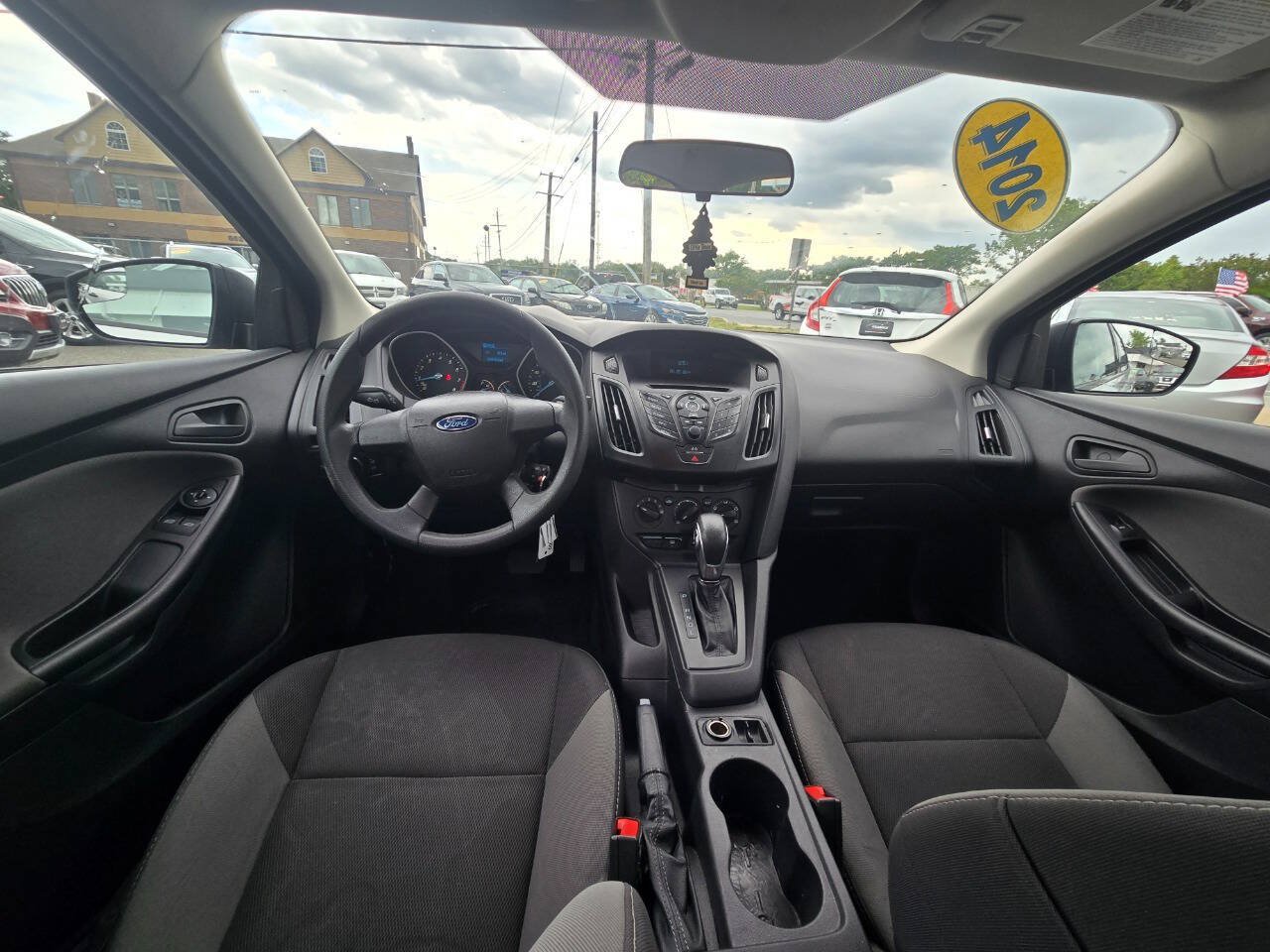 Used 2014 Ford Focus S FWD image 17