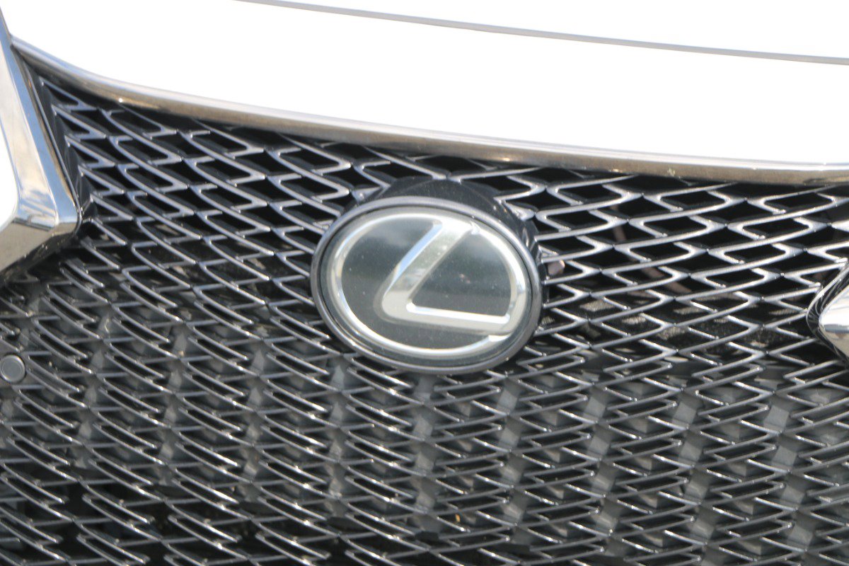 Used 2019 Lexus ES 350 F Sport w/ Accessory Package 2 FWD image 12