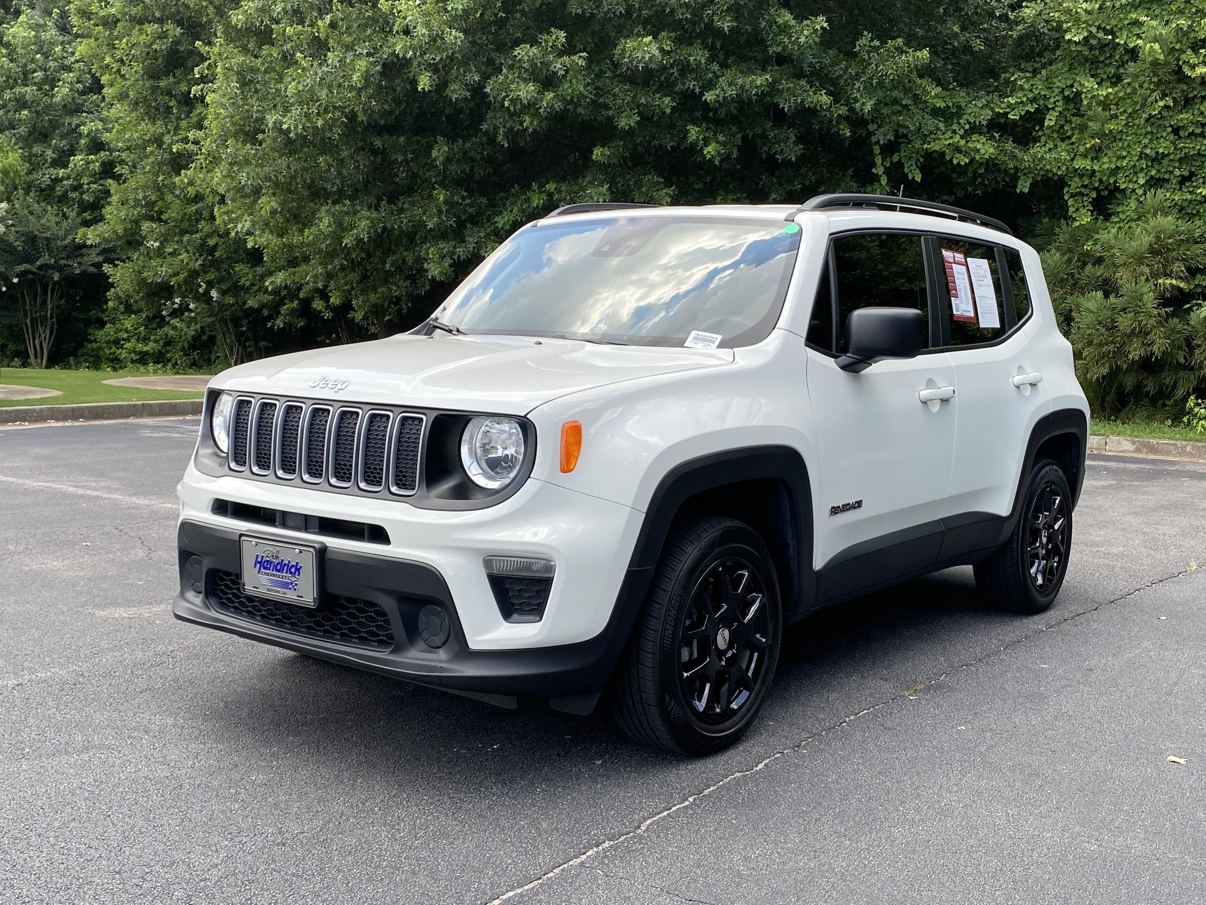 Used 2022 Jeep Renegade Sport w/ Sport Appearance Group AWD/4WD image 5
