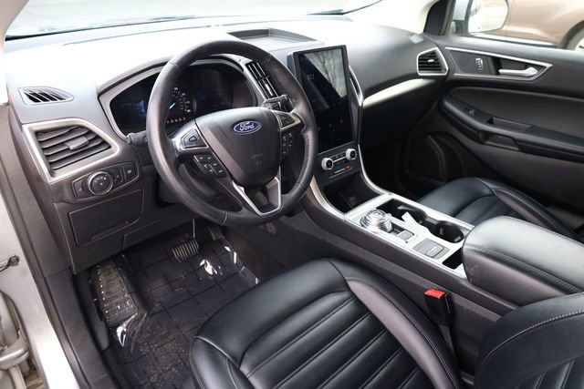 Used 2022 Ford Edge SEL image 12