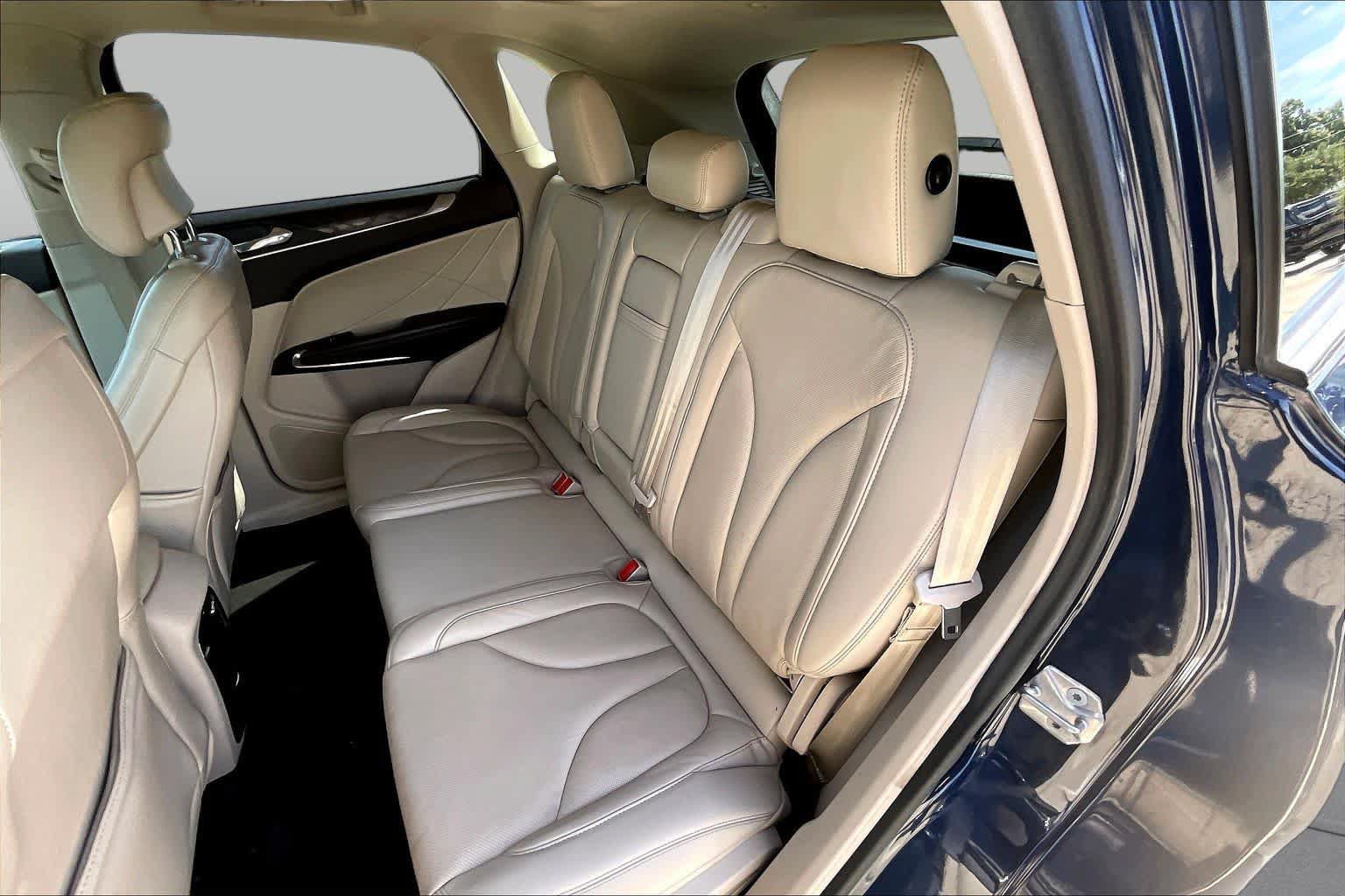 Used 2017 Lincoln MKC Reserve FWD image 21