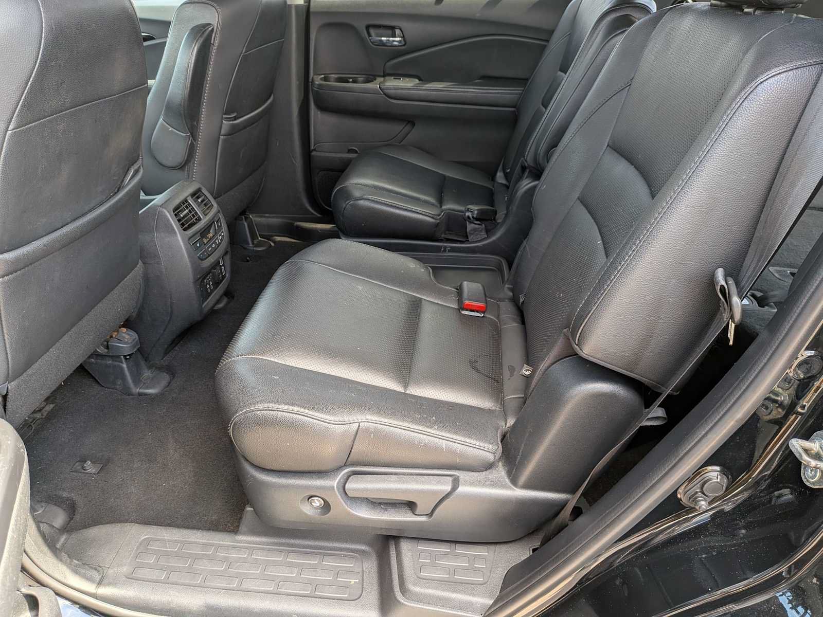Used 2020 Honda Pilot Elite image 19