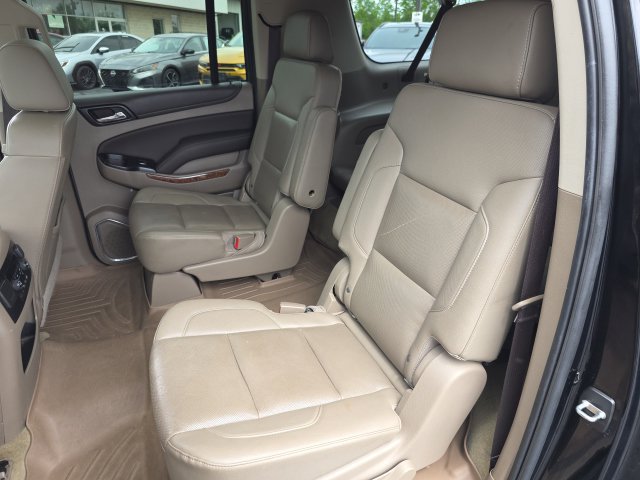 Used 2017 Chevrolet Suburban Premier AWD/4WD image 46